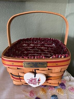 RARE! LEFT HANDED SIGNED Dave Longaberger Bee Basket 1996